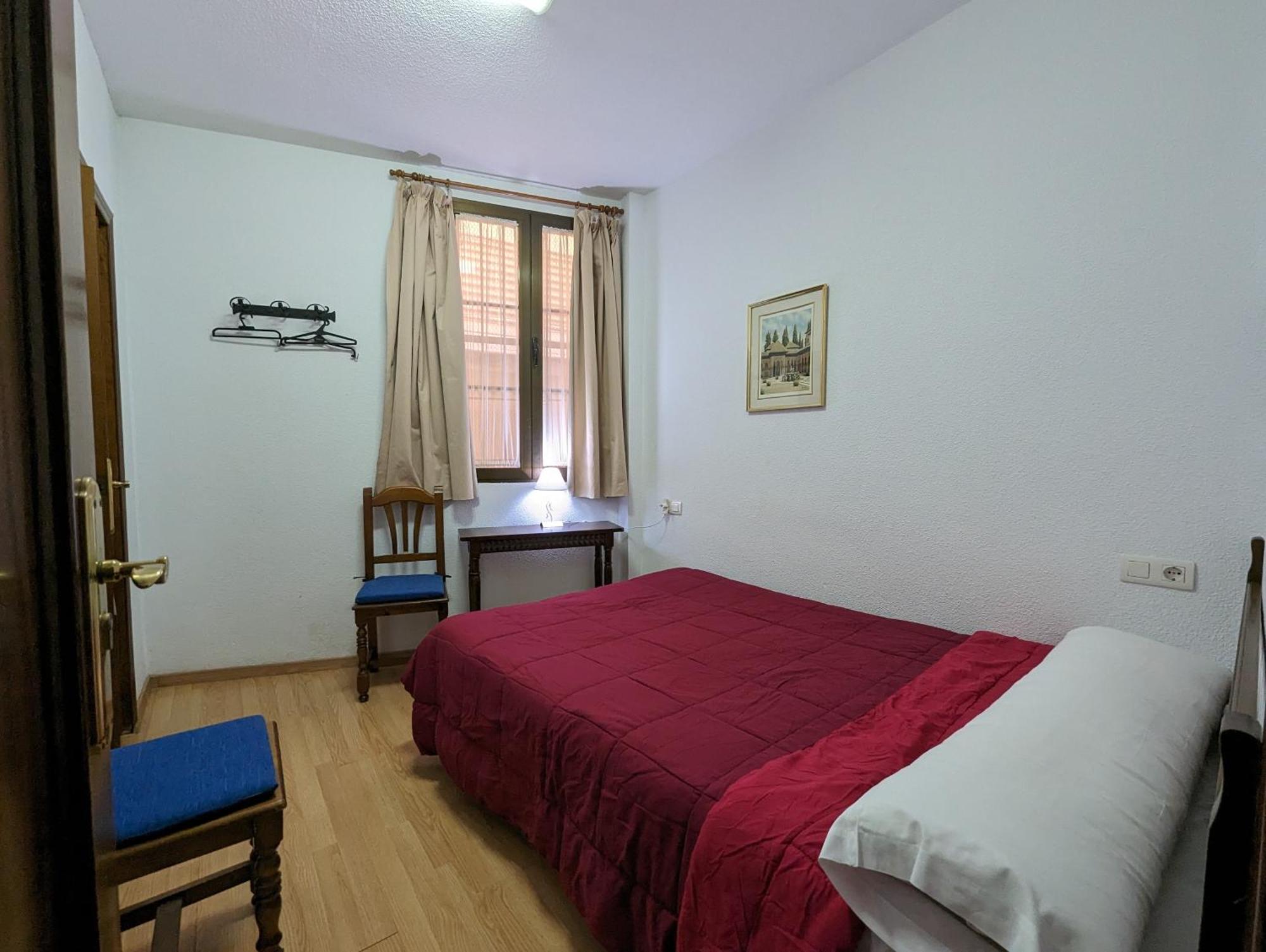 Pension Ciudad Navarro Ramos Granada Exterior photo