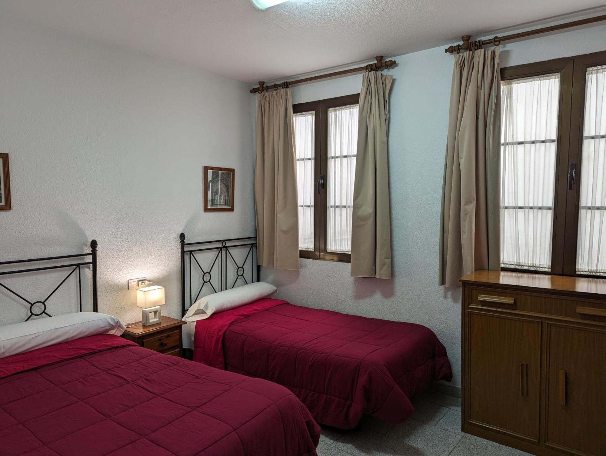 Pension Ciudad Navarro Ramos Granada Exterior photo