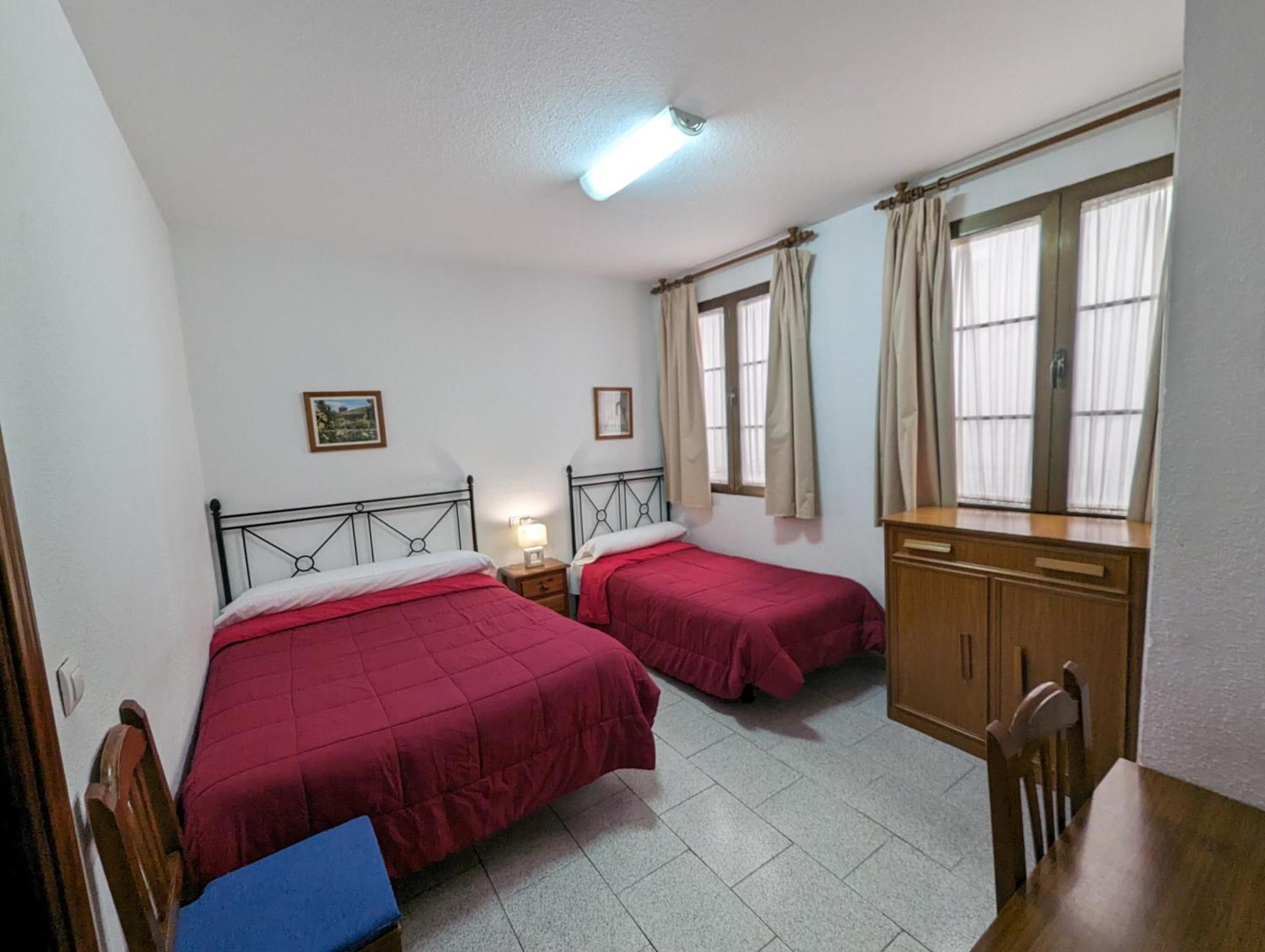 Pension Ciudad Navarro Ramos Granada Exterior photo