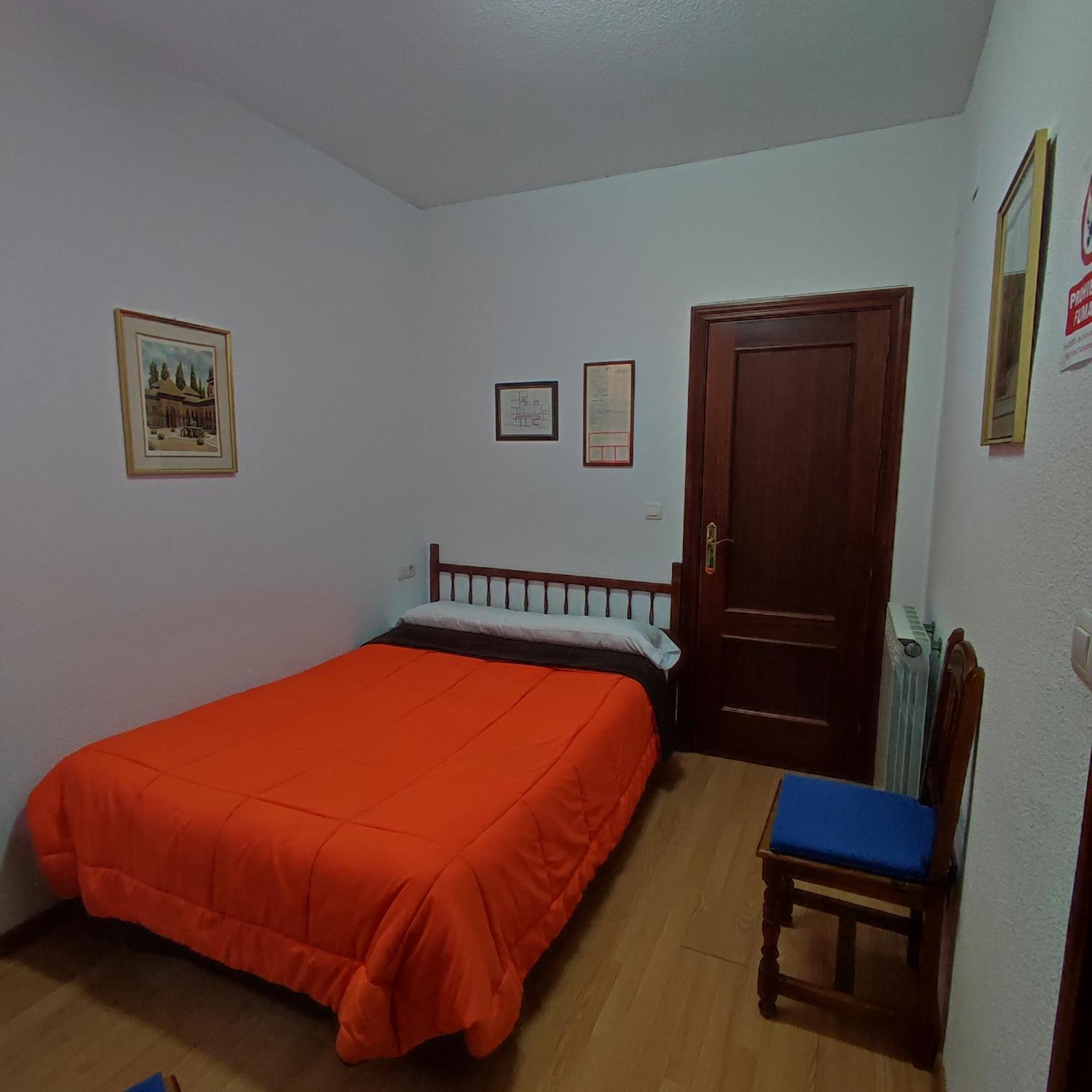 Pension Ciudad Navarro Ramos Granada Exterior photo