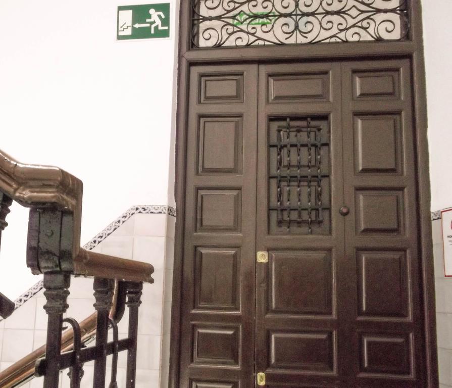 Pension Ciudad Navarro Ramos Granada Exterior photo