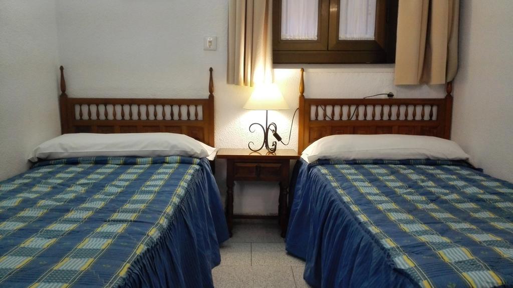 Pension Ciudad Navarro Ramos Granada Exterior photo