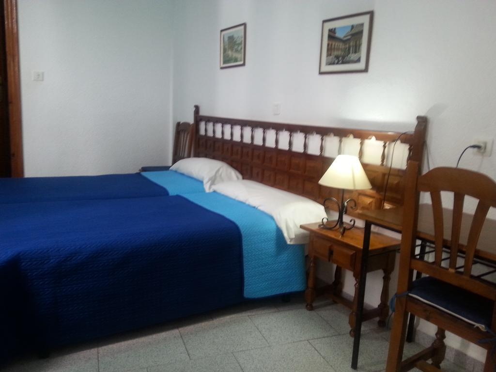Pension Ciudad Navarro Ramos Granada Exterior photo